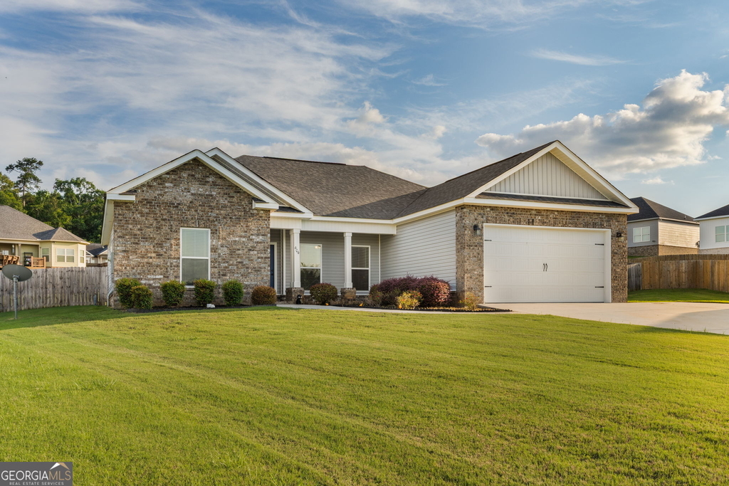 404 Ledford Way - Photo 1