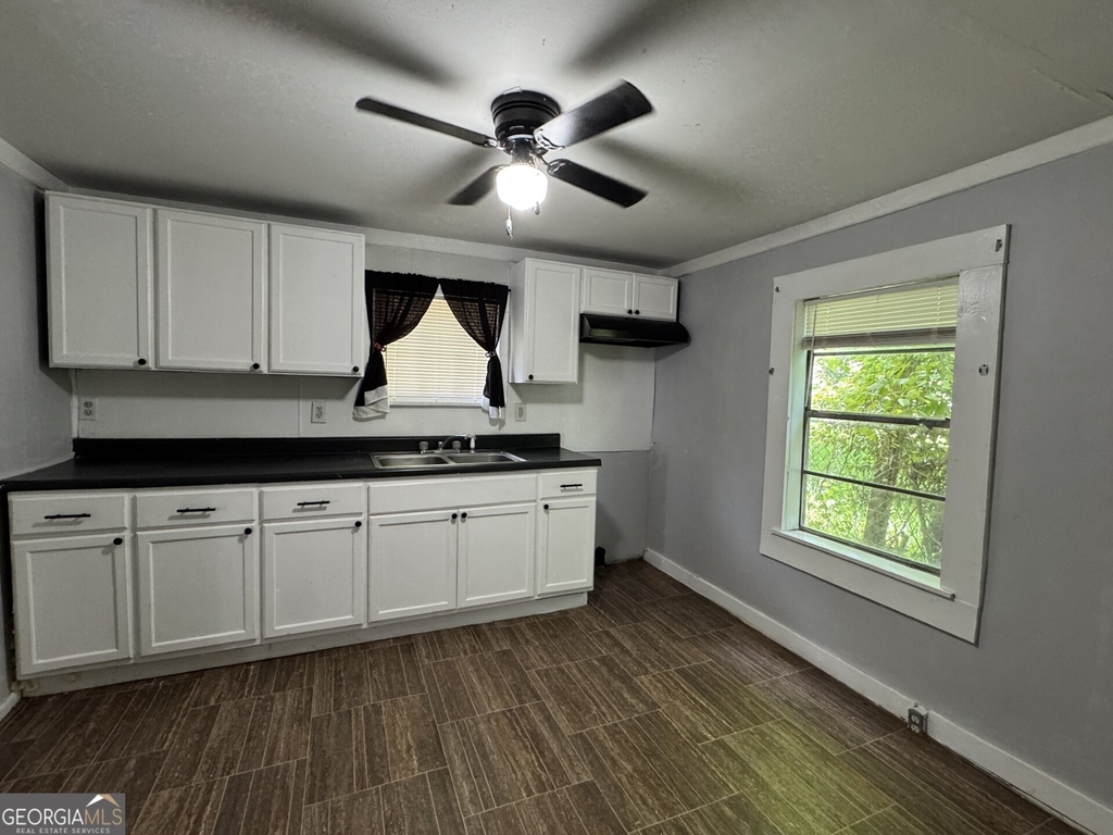1539 Walnut Street - Photo 7