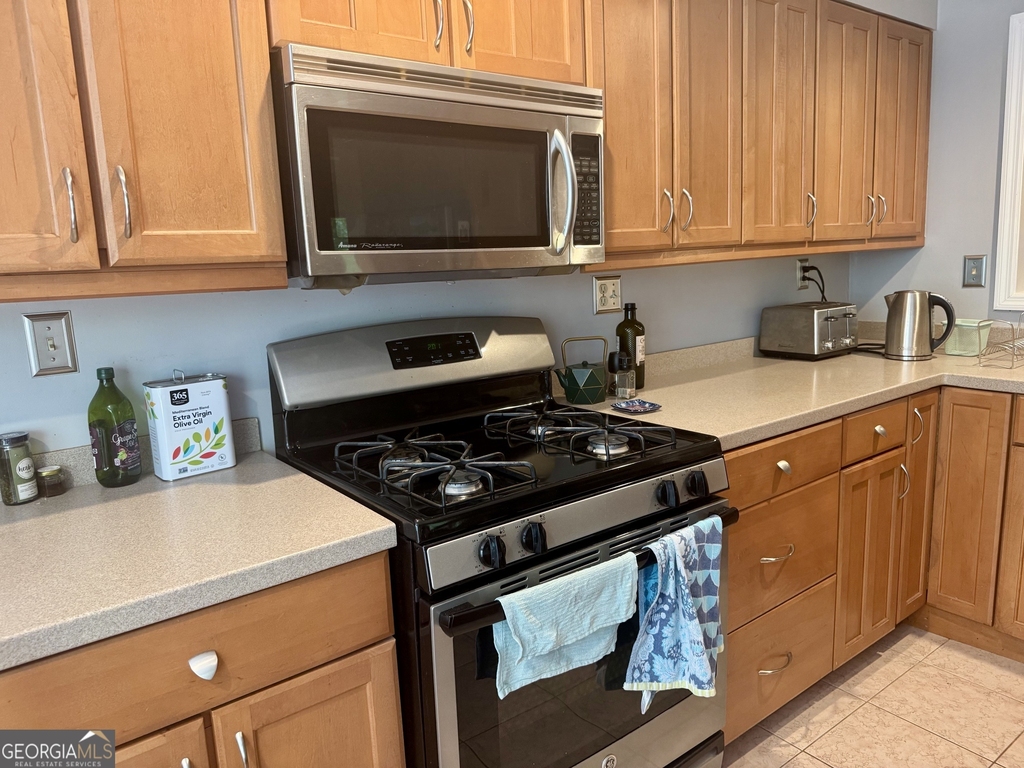 2901 Lenox Road Ne - Photo 4