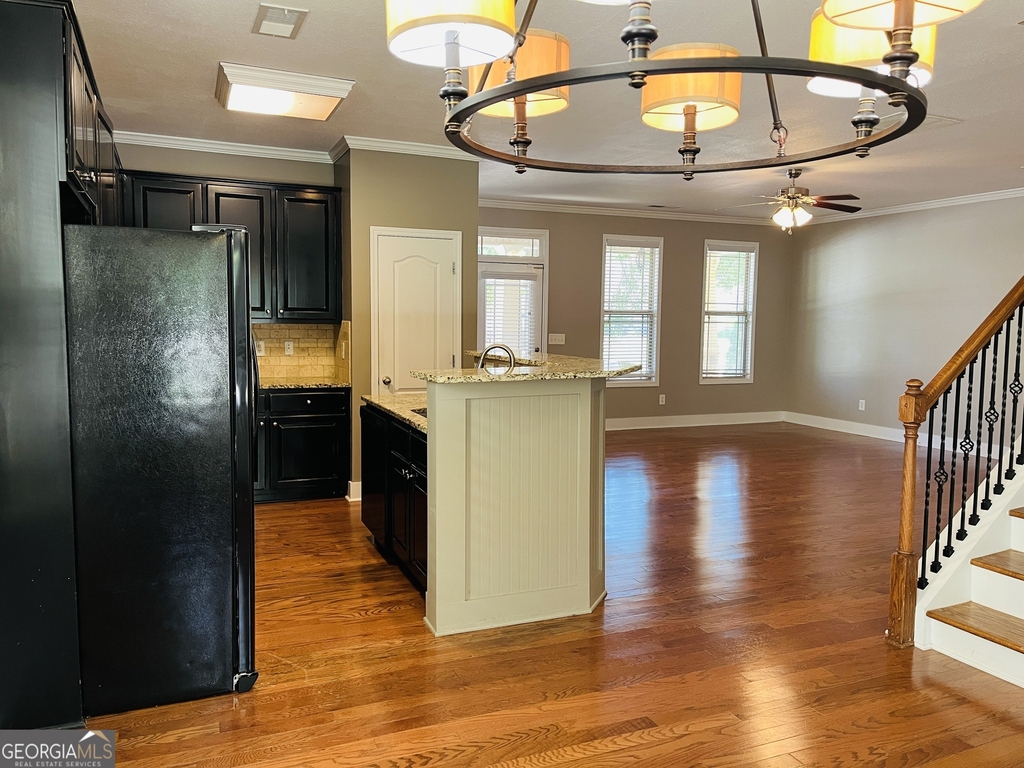 71 Covington Terrace - Photo 9