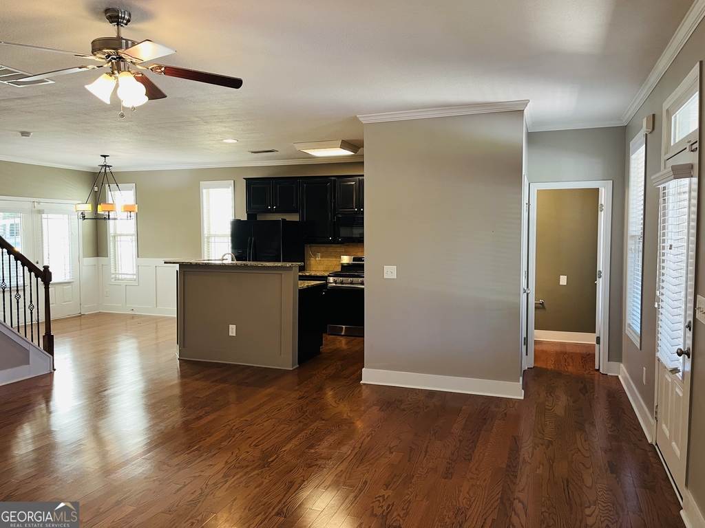 71 Covington Terrace - Photo 2