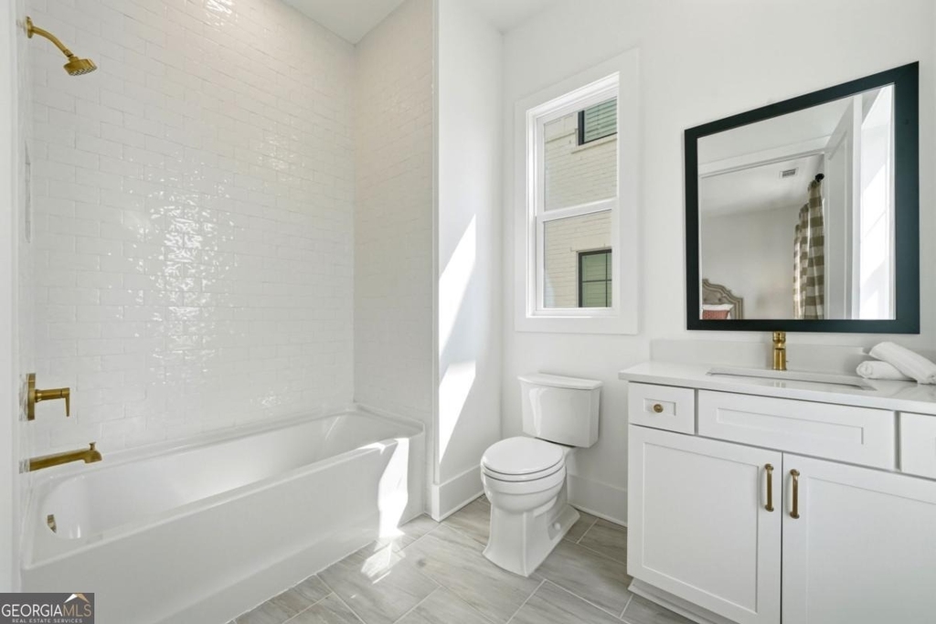 2042 Juliette Avenue - Photo 36