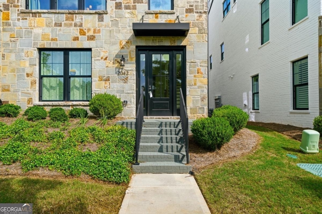 2042 Juliette Avenue - Photo 3
