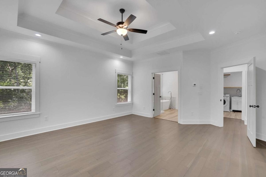 6181 Shoreland Circle - Photo 35