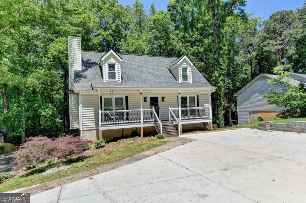 1530 Plunketts Road - Photo 4