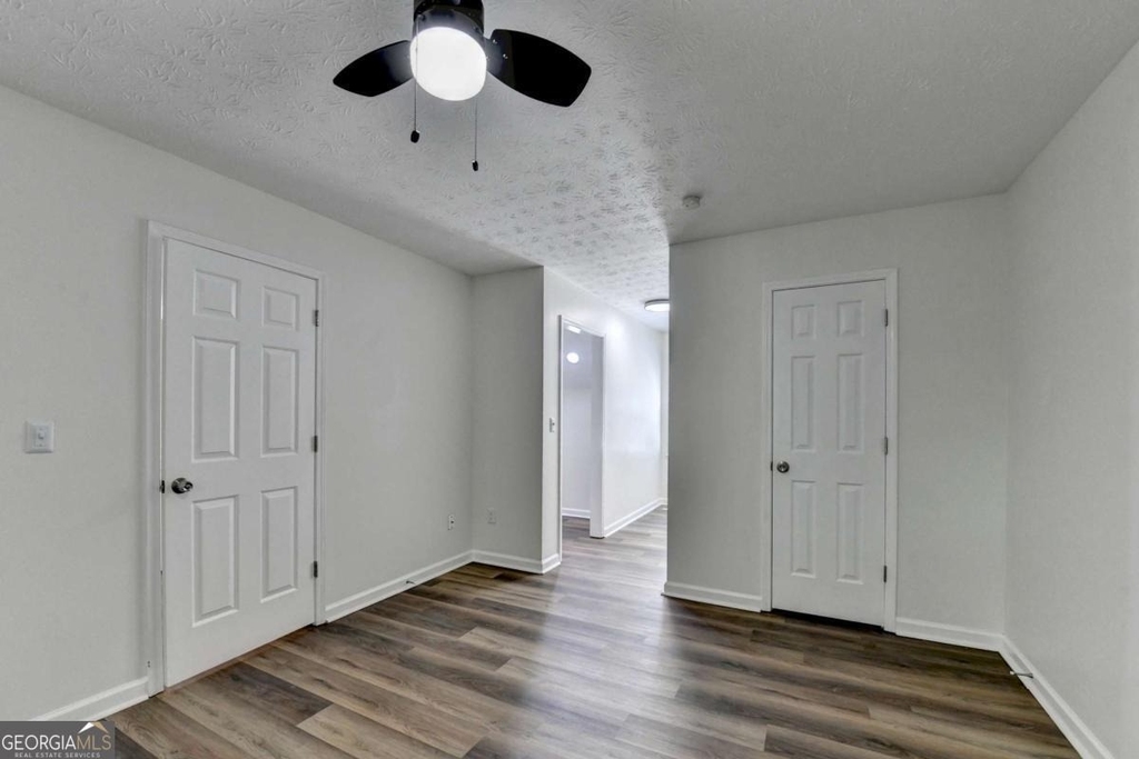 1530 Plunketts Road - Photo 42
