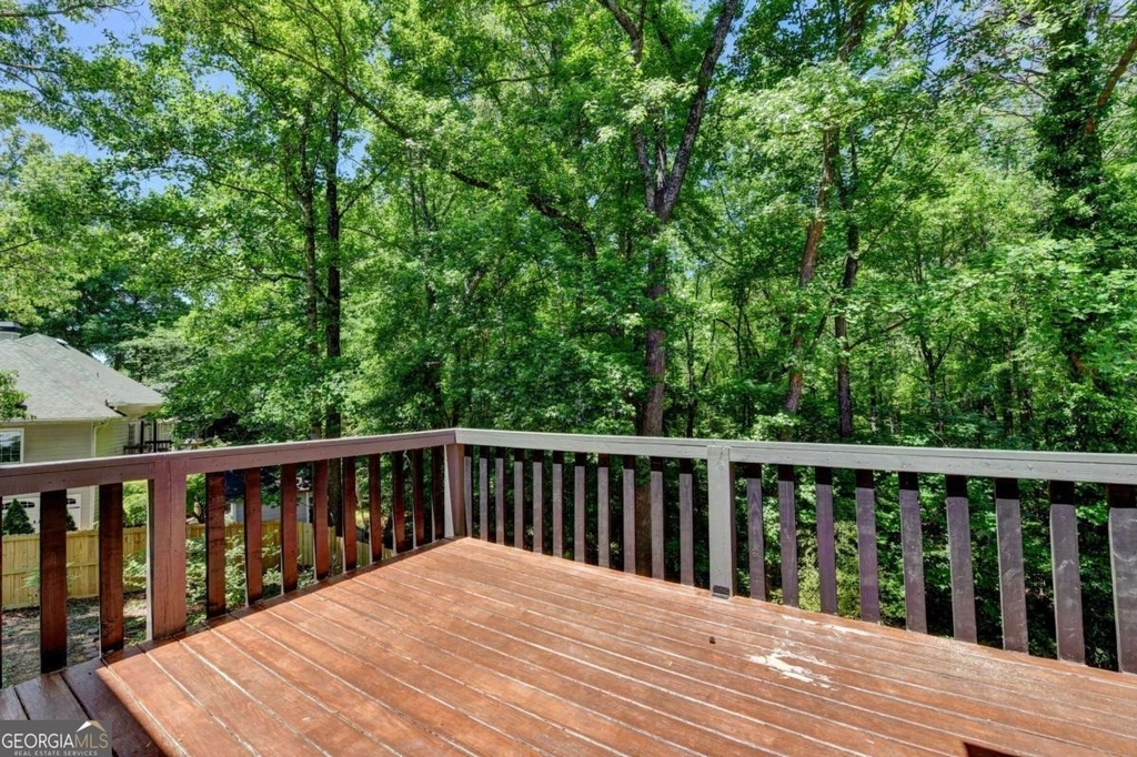 1530 Plunketts Road - Photo 48