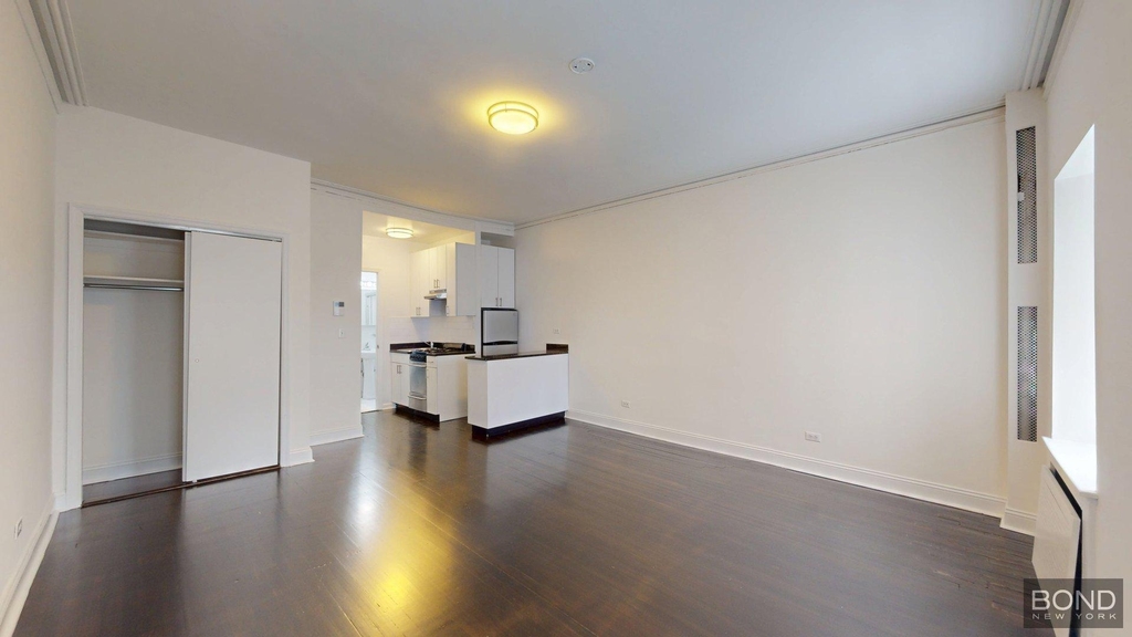 35 East 65th Street  - Photo 0
