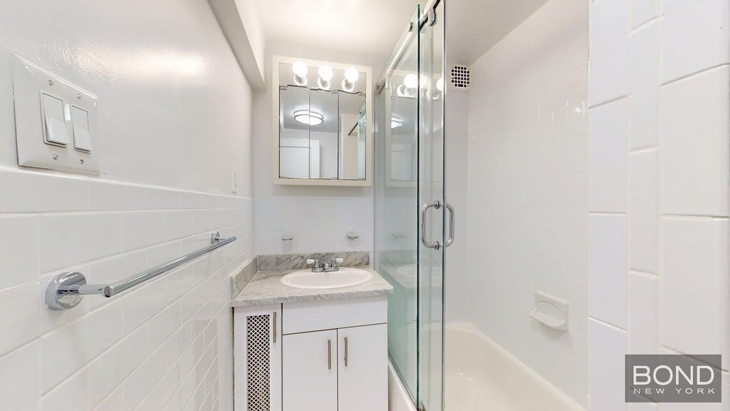 137 East 38th Street  - Photo 2