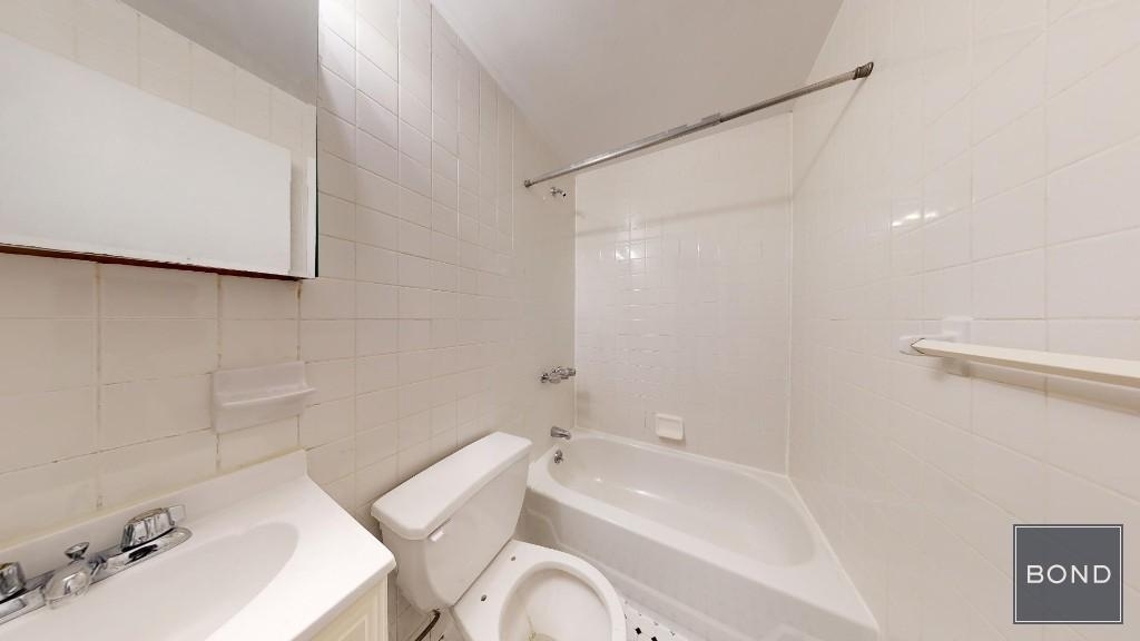 425 East 65th Street  - Photo 4
