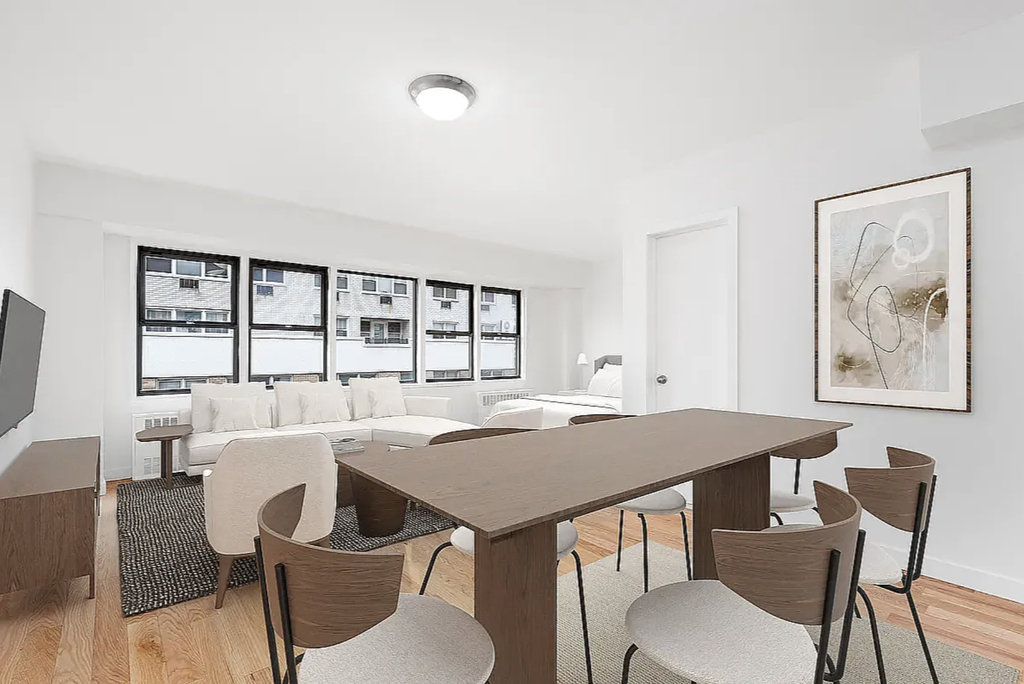 East 36th Street - Photo 2
