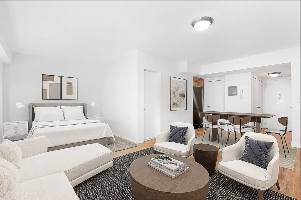 East 36th Street - Photo 1