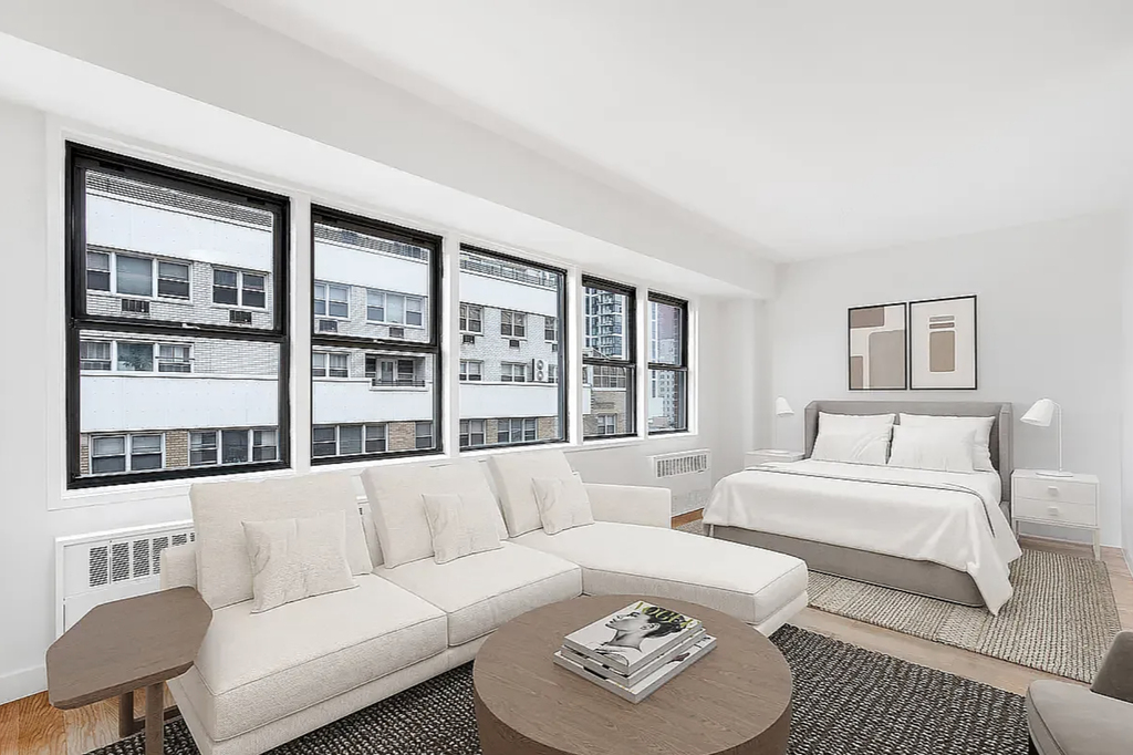 East 36th Street - Photo 0