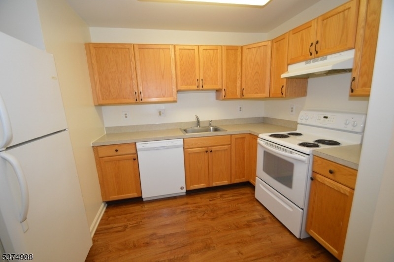 1 Jenny Lind St 16 - Photo 11