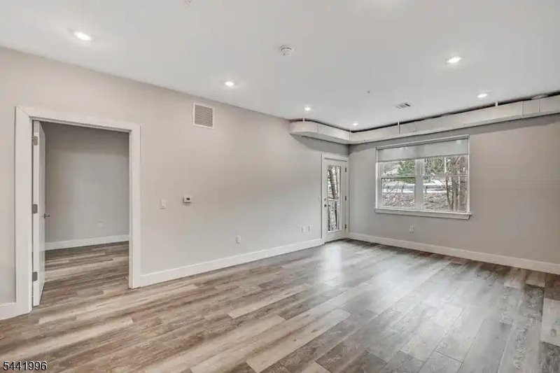 2 Flanders Rd 418 - Photo 15