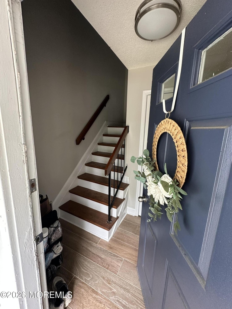 210 Tulip Lane - Photo 1