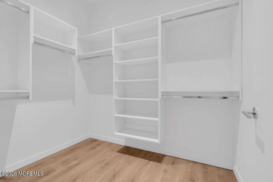 1150 Kingsley Street - Photo 4