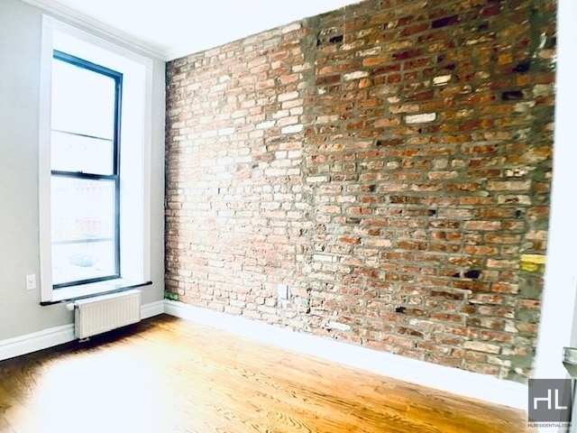 East 13th Street - Photo 2