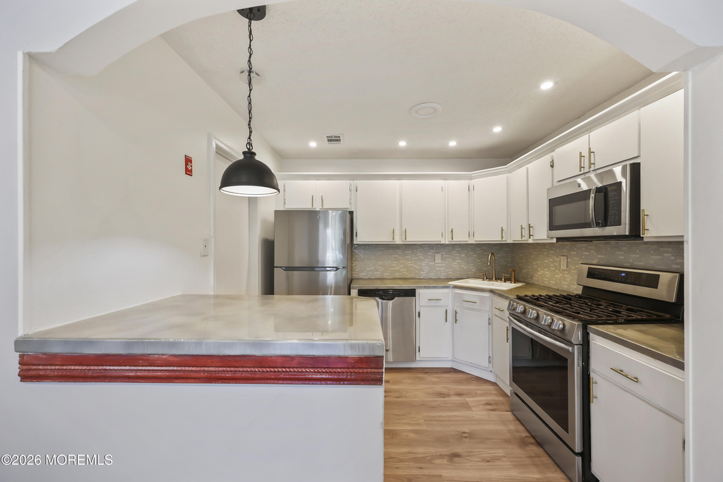 18-5 Augusta Court - Photo 10