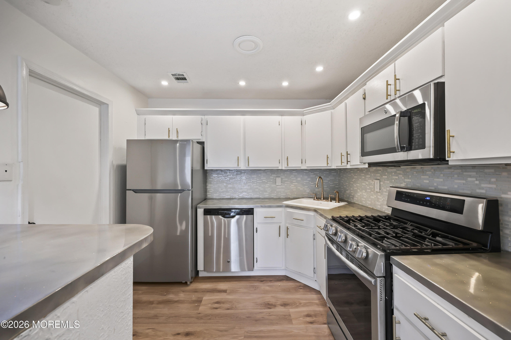 18-5 Augusta Court - Photo 11