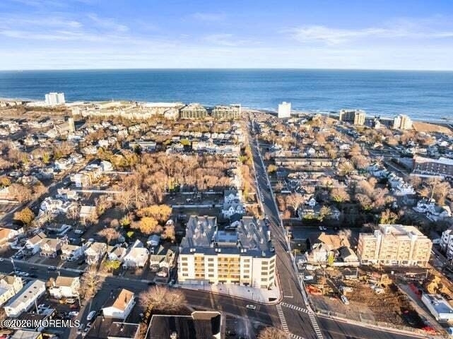 185 Morris Avenue - Photo 1
