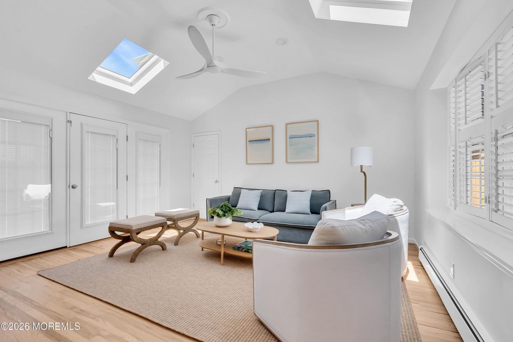 217 Howe Street - Photo 23