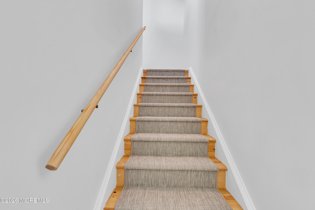 217 Howe Street - Photo 22