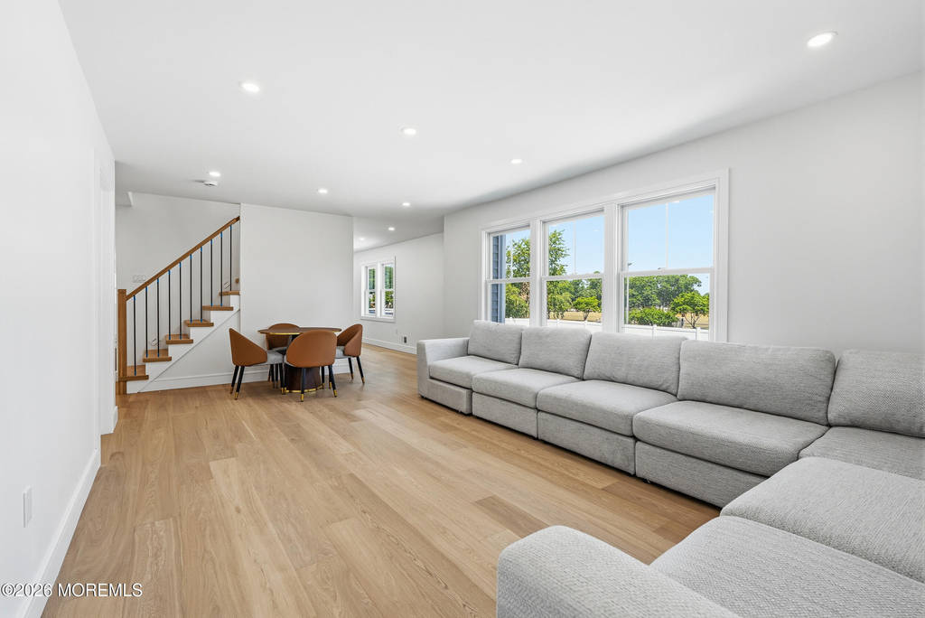 19 Roslyn Drive - Photo 24