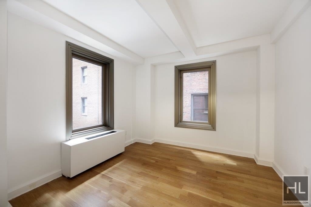 West 55th Street - Photo 3