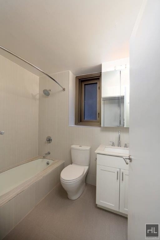 West 55th Street - Photo 4