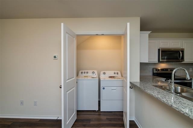 201 S May Street - Photo 8
