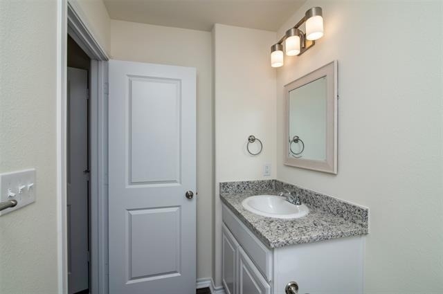 201 S May Street - Photo 13