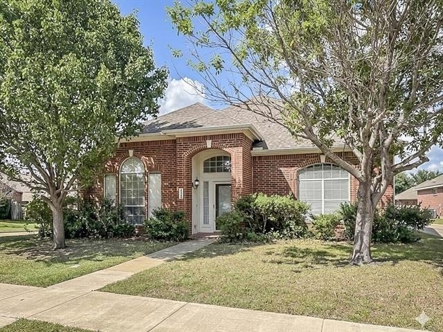 4500 Shadowridge Drive - Photo 0