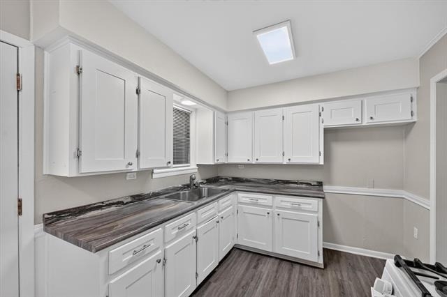 208 D Street - Photo 3