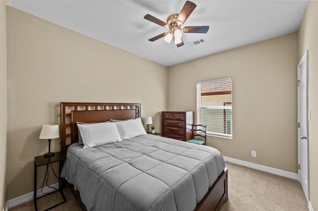 613 W Elm Street - Photo 12