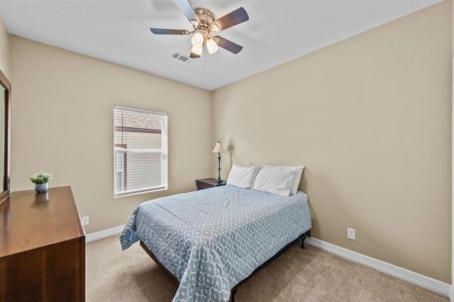 613 W Elm Street - Photo 15