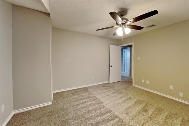 305 Hillside Court - Photo 10