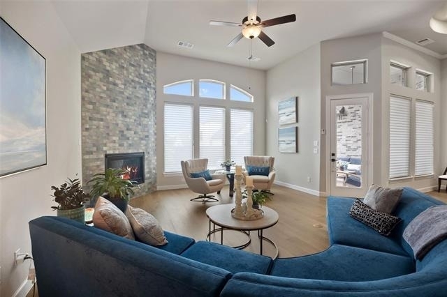 1906 Galenda Drive - Photo 8