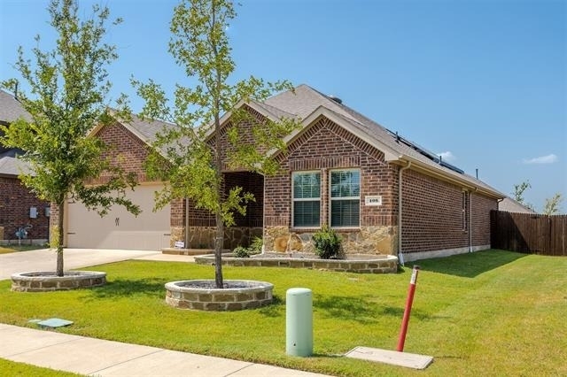 406 Saddle Club Way - Photo 1