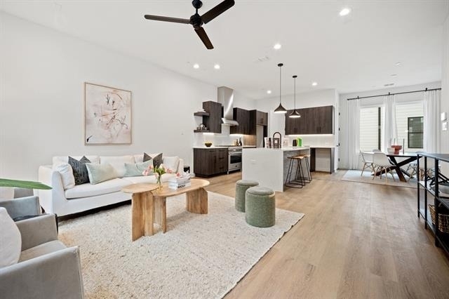 1525 Pecos Street - Photo 8