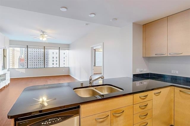 1200 Main Street - Photo 10