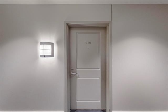 1200 Main Street - Photo 3