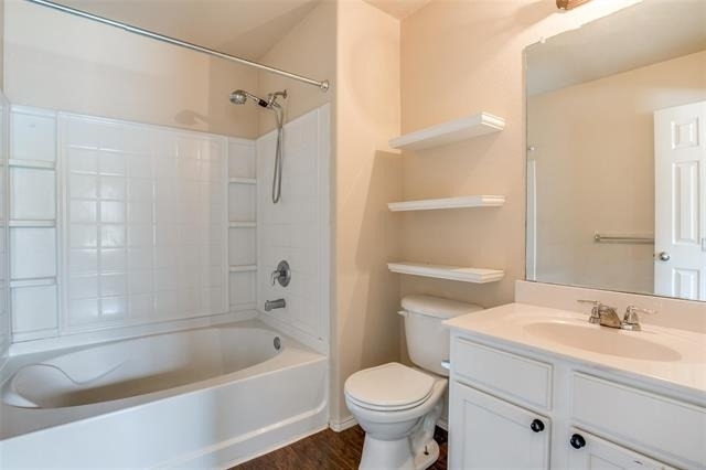 2324 Loreto Drive - Photo 6