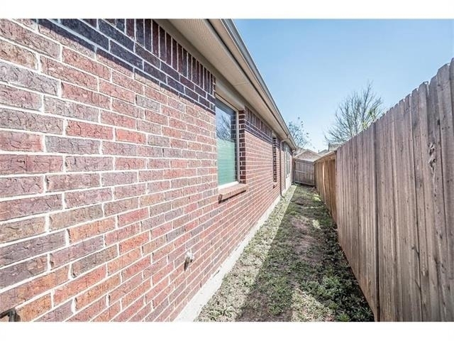 1405 Nightingale Drive - Photo 29