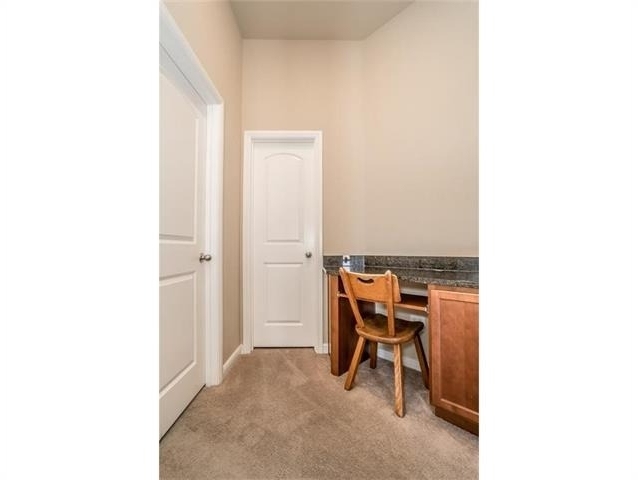 1405 Nightingale Drive - Photo 9