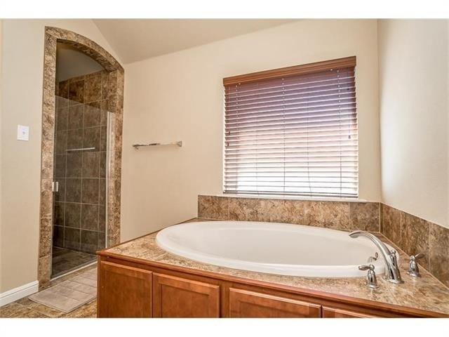 1405 Nightingale Drive - Photo 12