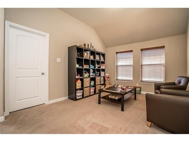 1405 Nightingale Drive - Photo 7