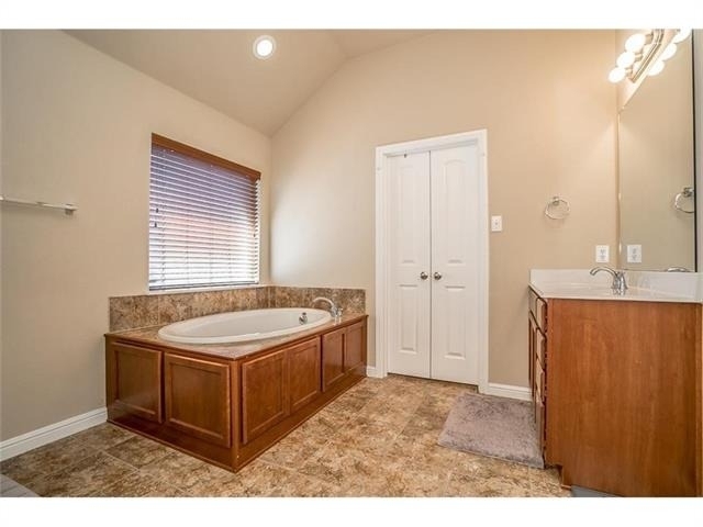 1405 Nightingale Drive - Photo 10