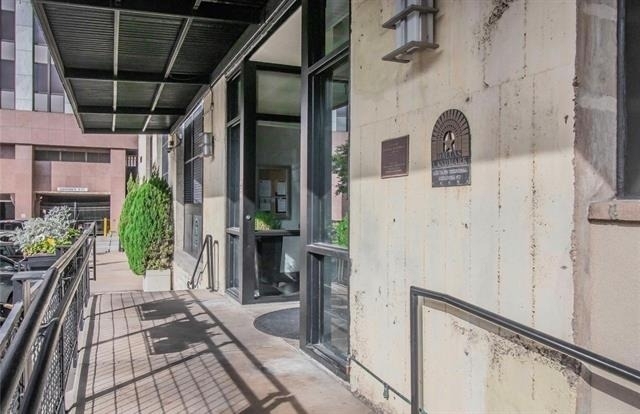 1122 Jackson Street - Photo 2