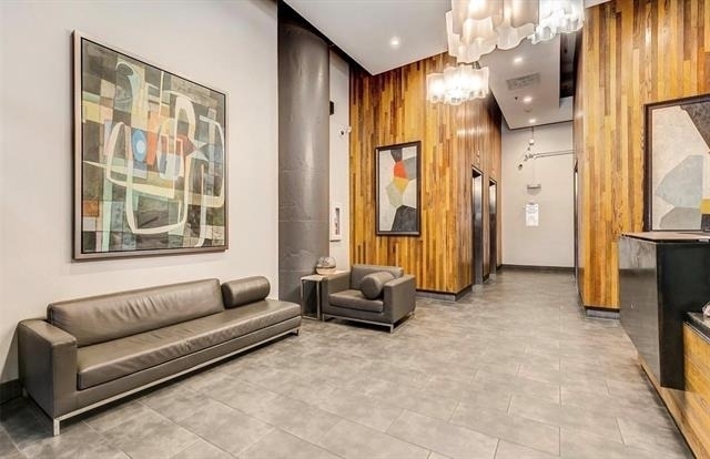 1122 Jackson Street - Photo 3